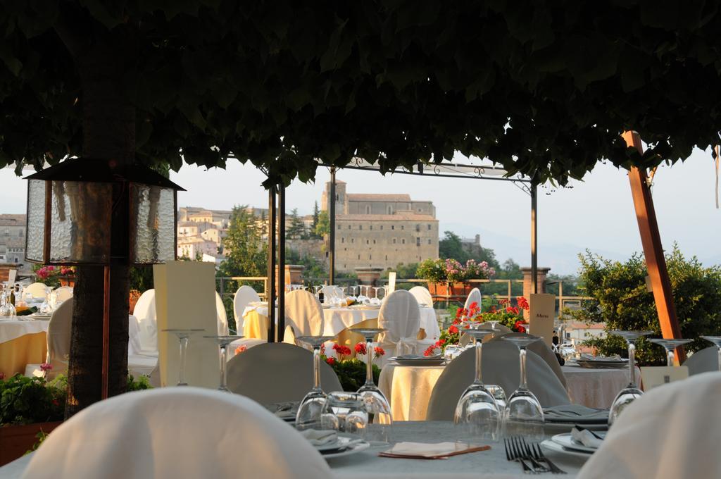 Hotel Barbieri Altomonte Exterior foto